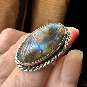 Labradorite oval 925 Silver Ring